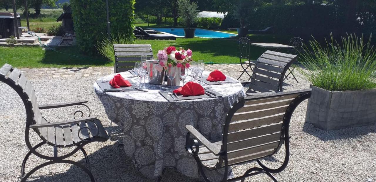 Le Mouton Bed & Breakfast Blaison Екстериор снимка